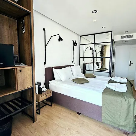 Hotel Olive 5*