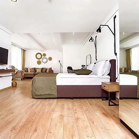 Olive Hotel 5*